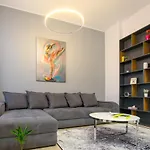 Mianelly Center Daire