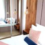 Mianelly Center * Köstence