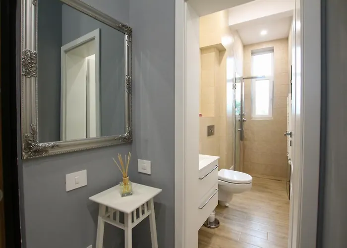 Mianelly Center * Köstence