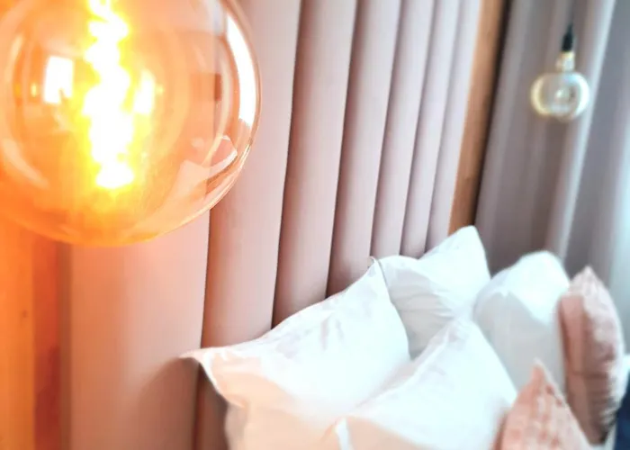 Daire Mianelly Center *